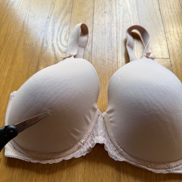 Olga Size 36DD Beige Butterscotch Lavish Lift Lace Trim Padded Underwire Bra - Picture 11 of 15